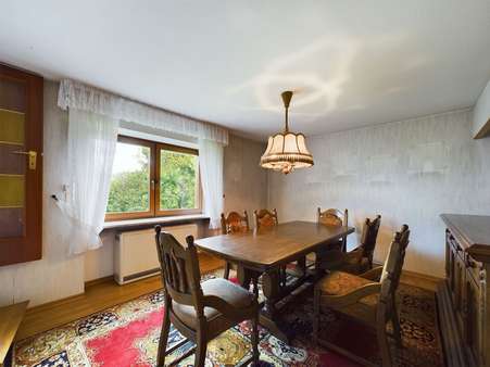 Esszimmer - Haus in 61250 Usingen mit 240m² kaufen