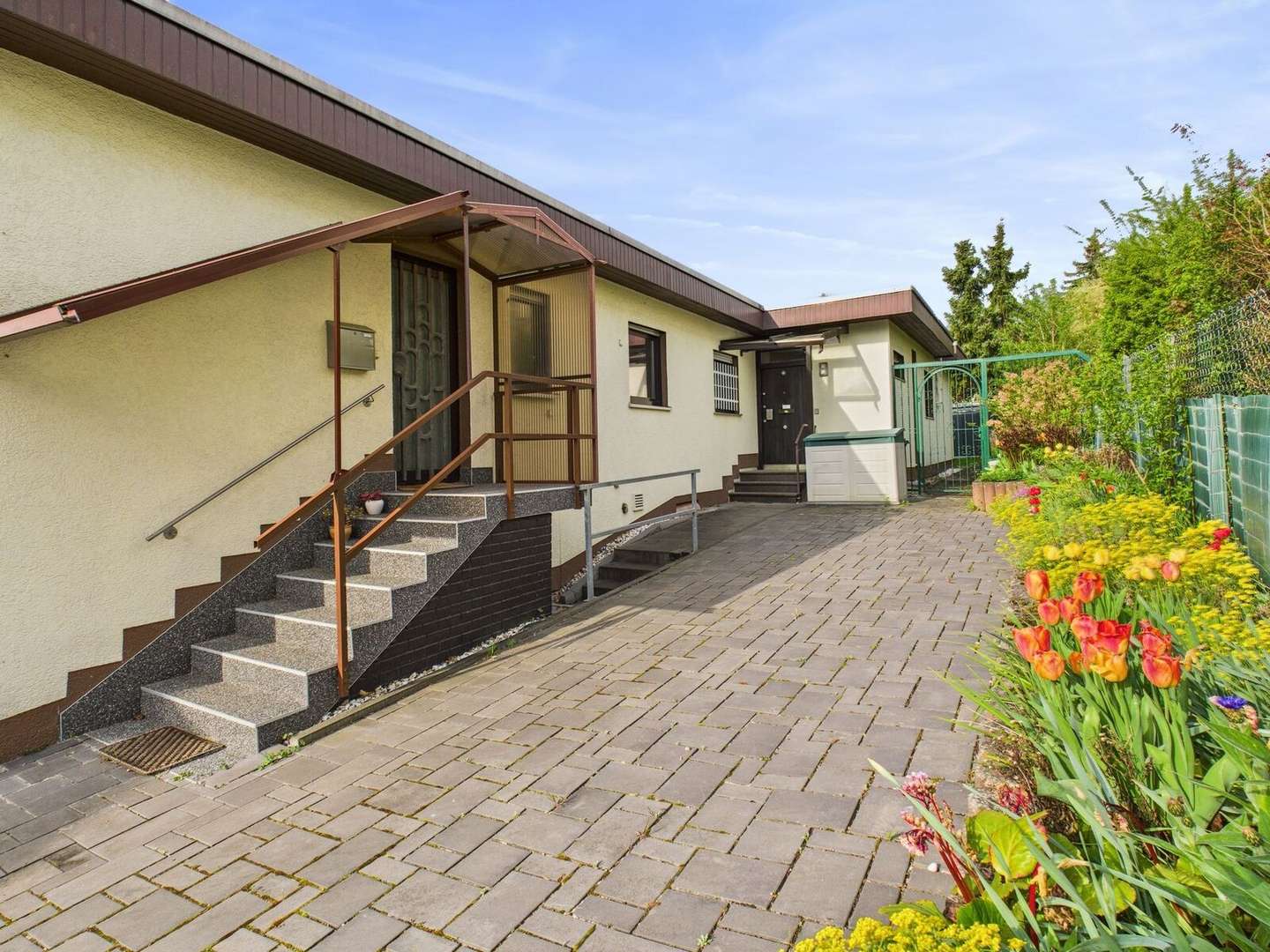 Haus - Einfamilienhaus in 61250 Usingen mit 174m² kaufen