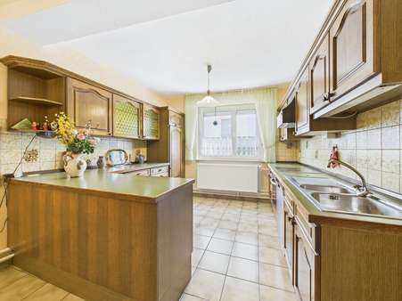 Küche - Haus in 61276 Weilrod mit 143m² kaufen