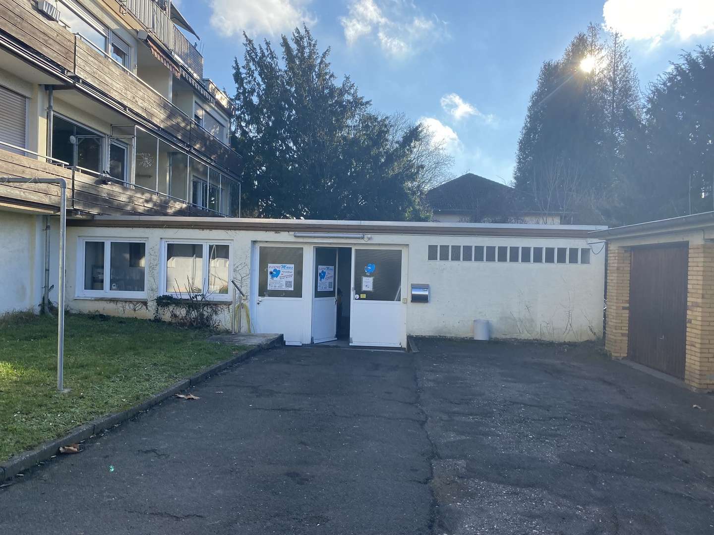 Eingang -  in 65185 Wiesbaden mit 240m² mieten