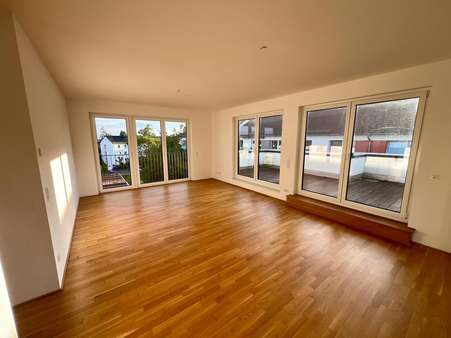 Wohnzimmer - Penthouse-Wohnung in 65199 Wiesbaden mit 98m² mieten