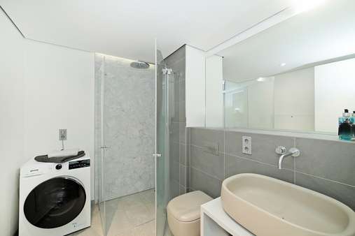 Badezimmer - Erdgeschosswohnung in 81541 München mit 28m² kaufen