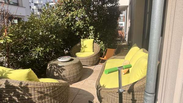 Terrasse - Erdgeschosswohnung in 80634 München mit 80m² kaufen