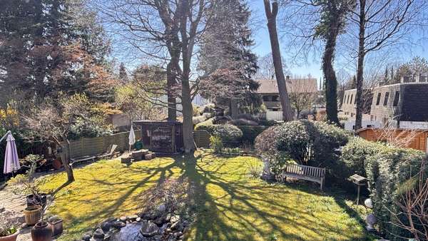 Bick vom Balkon - Einfamilienhaus in 81739 München mit 208m² kaufen