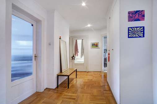 Welch´ ein Charme - Etagenwohnung in 81371 München mit 99m² kaufen