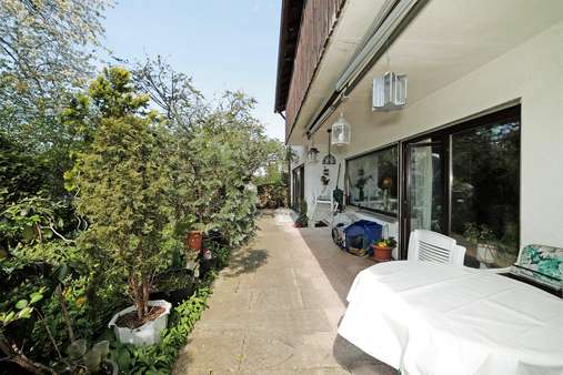 grosse Sonnenterrasse grosse Sonnenterrasse - Erdgeschosswohnung in 85250 Altomünster mit 160m² kaufen