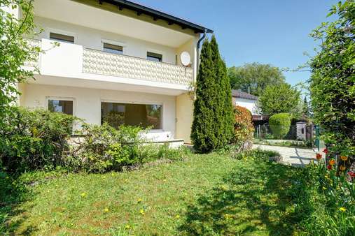 Willkommen in Riemerling - Doppelhaushälfte in 85521 Riemerling mit 132m² kaufen