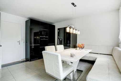 Küche EG Bild 2 - Doppelhaushälfte in 81929 München mit 143m² kaufen