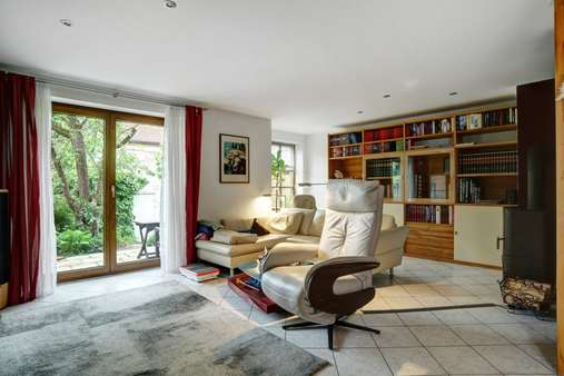 EG Wohnzimmer Bild 2 - Doppelhaushälfte in 85232 Bergkirchen mit 133m² kaufen