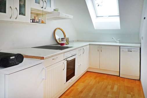 Einbauküche Einbauküche - Dachgeschosswohnung in 80686 München mit 44m² kaufen