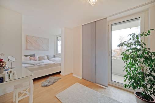 Kinderzimmer Kinderzimmer - Etagenwohnung in 82256 Fürstenfeldbruck mit 132m² mieten