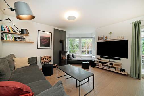 Wohnbereich Erdgeschoss - Doppelhaushälfte in 82041 Deisenhofen mit 174m² kaufen