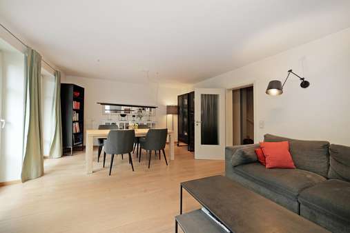 Wohnbereich Erdgeschoss - Doppelhaushälfte in 82041 Deisenhofen mit 174m² kaufen