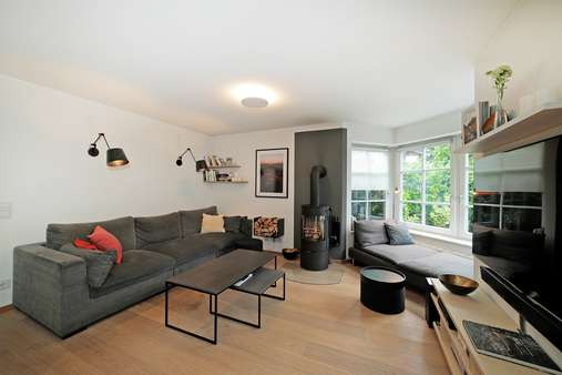 Wohnbereich Erdgeschoss - Doppelhaushälfte in 82041 Deisenhofen mit 174m² kaufen