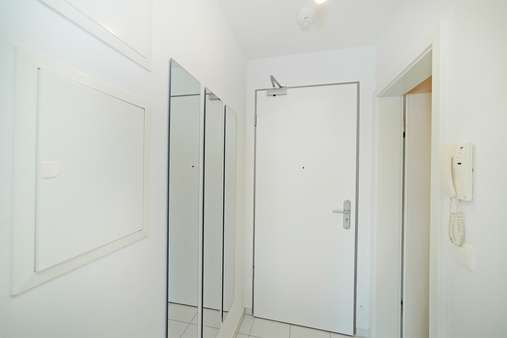 Diele - Etagenwohnung in 85748 Garching mit 53m² kaufen