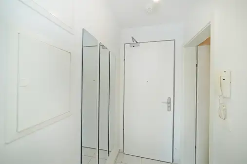 Charmante 2-Zimmer-Wohnung mit Balkon – bestens gelegen, bezugsfrei