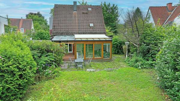 Altbestand Gartenansicht - Grundstück in 80689 München mit 816m² kaufen