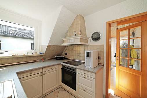 Küche Dachgeschoss Küche Dachgeschoss - Zweifamilienhaus in 80999 München mit 170m² kaufen