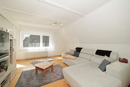 Lebensmittelpunkt Dachgeschoss Lebensmittelpunkt Dachgeschoss - Zweifamilienhaus in 80999 München mit 170m² kaufen