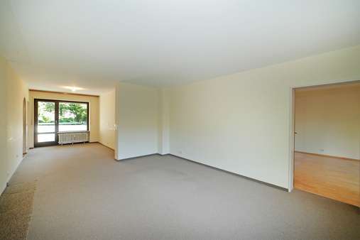 Wohn-/Essbereich - Erdgeschosswohnung in 85221 Dachau mit 104m² kaufen