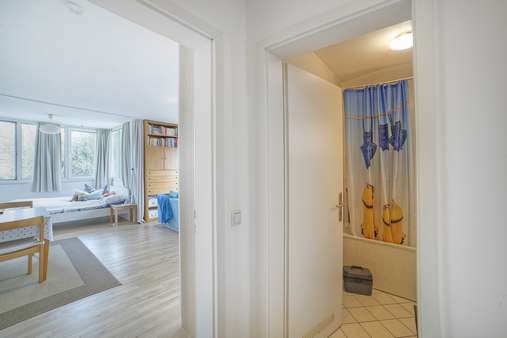 Flur - Etagenwohnung in 85635 Höhenkirchen-Siegertsbrunn mit 46m² kaufen