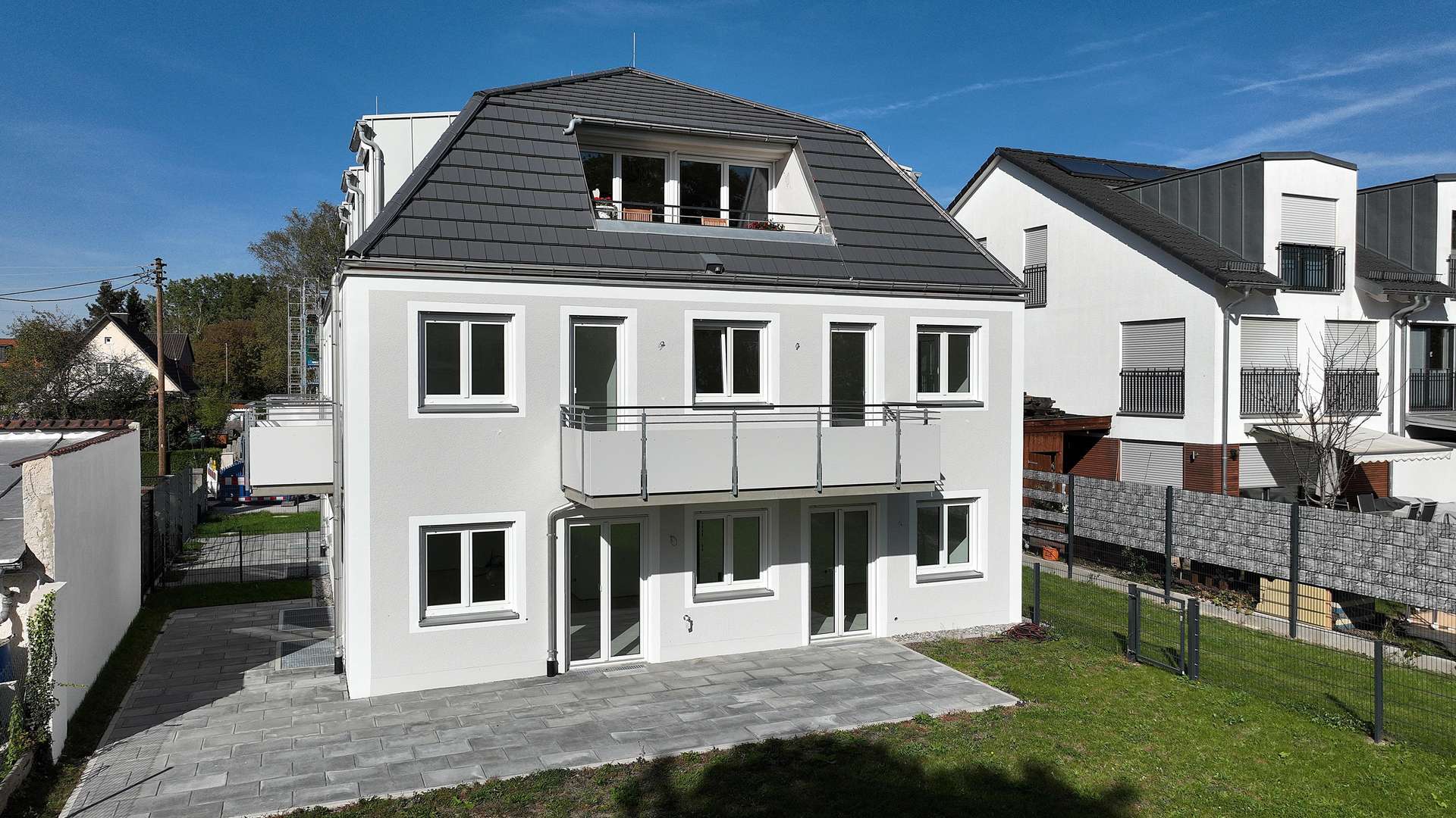 Sonnenseite - Etagenwohnung in 80999 München mit 74m² kaufen