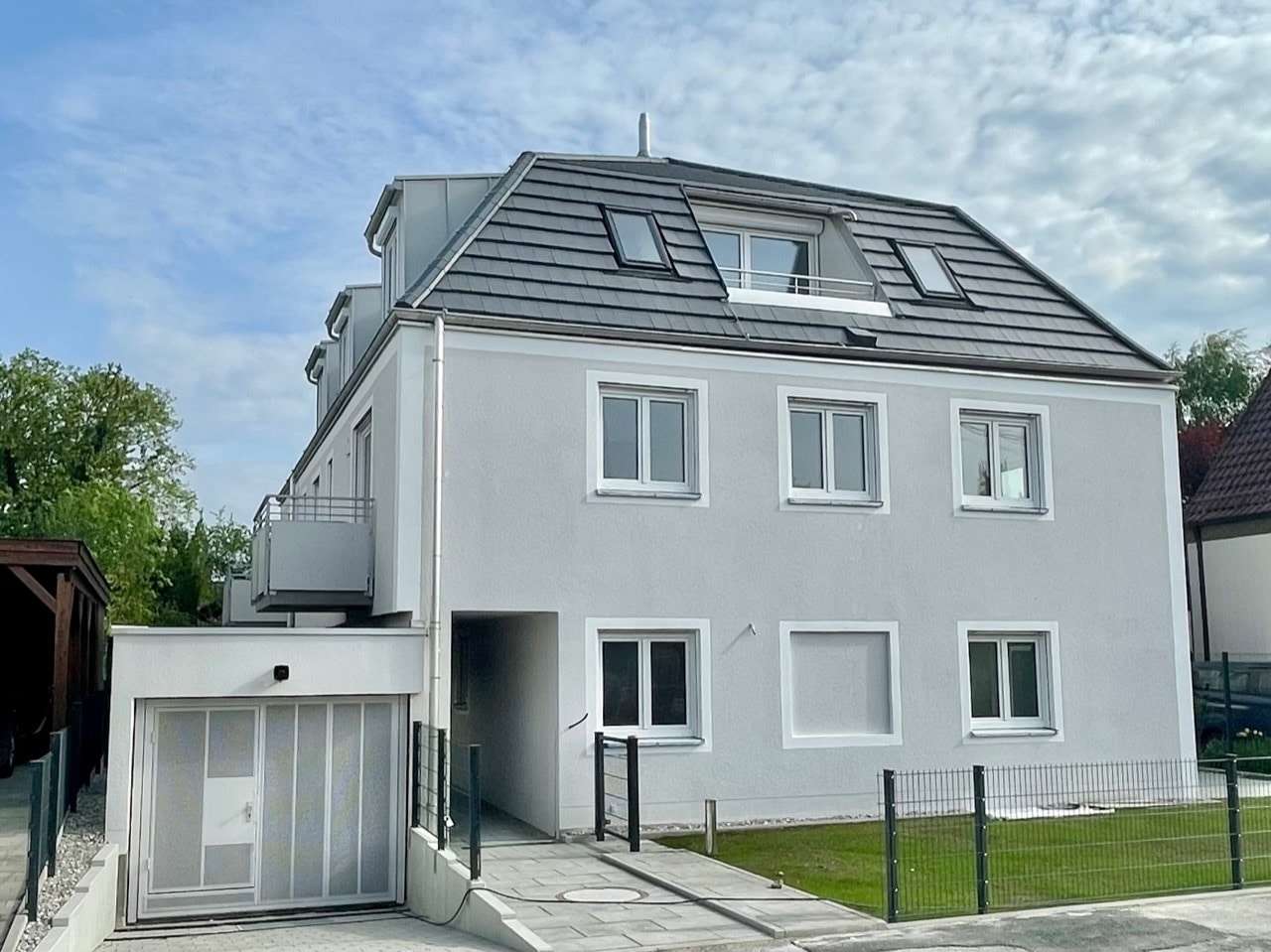 Vorderseite - Etagenwohnung in 80999 München mit 57m² kaufen