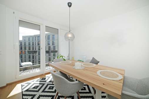 Essbereich mit Loggia - Etagenwohnung in 81379 München mit 48m² kaufen