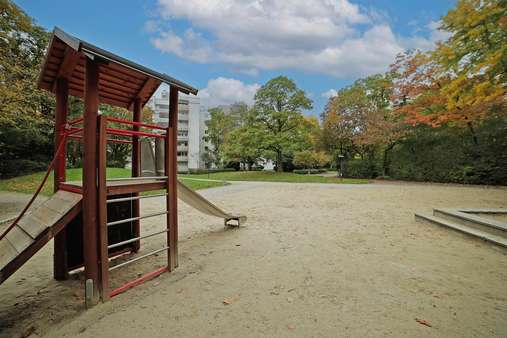 familienfreundliche Wohnanlage - Erdgeschosswohnung in 82110 Germering mit 81m² kaufen