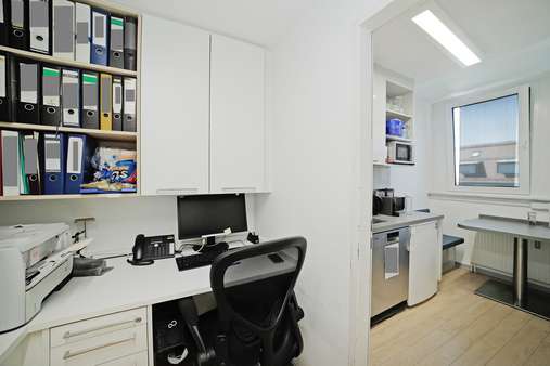 Büro und Teeküche - Büro in 81677 München mit 222m² kaufen