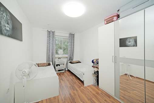 Kinderzimmer 1 - Etagenwohnung in 80992 München mit 89m² kaufen