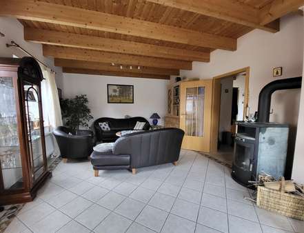 Wohnzimmer - Einfamilienhaus in 26434 Wangerland mit 120m² günstig kaufen
