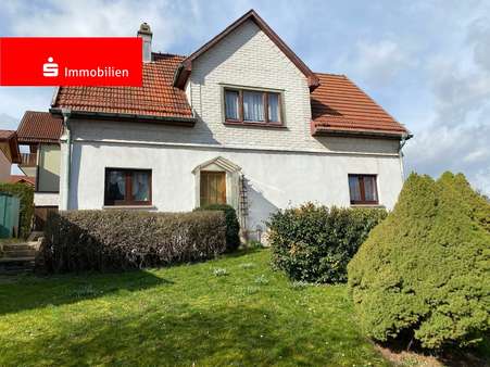 Ansicht Süd mit Nebeneingang - Einfamilienhaus in 99880 Waltershausen mit 110m² kaufen