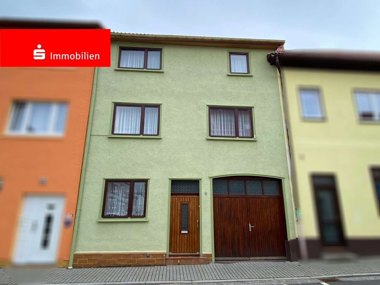 Straßenansicht - Reihenmittelhaus in 99885 Ohrdruf mit 96m² kaufen