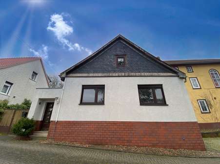 Fassadenansicht - Einfamilienhaus in 99887 Georgenthal mit 151m² kaufen