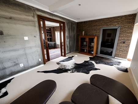 Wohnzimmer EG Bsp. KI generiert - Mehrfamilienhaus in 99885 Ohrdruf mit 319m² kaufen