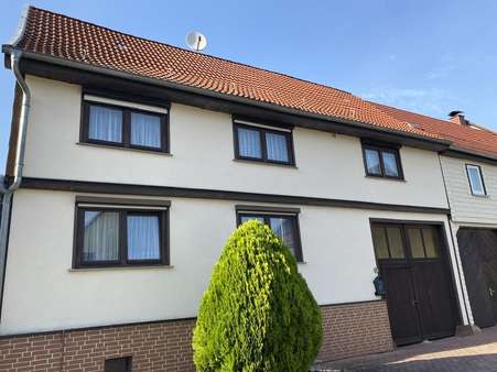 Straßenansicht - Einfamilienhaus in 99887 Georgenthal mit 86m² kaufen