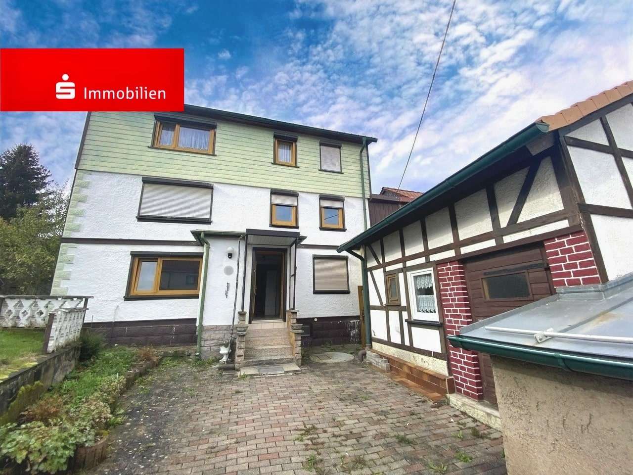 Straßenansicht Süd - Einfamilienhaus in 99880 Waltershausen mit 140m² kaufen