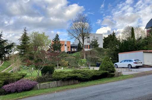 Straßenansicht - Einfamilienhaus in 99894 Friedrichroda mit 205m² kaufen