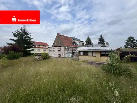 Charmante Doppelhaushälfte mit tollem Gartengrundstück für individuelle Wohnträume