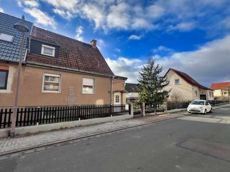 Straßenansicht Straßenansicht - Doppelhaushälfte in 99192 Nesse-Apfelstädt mit 85m² kaufen