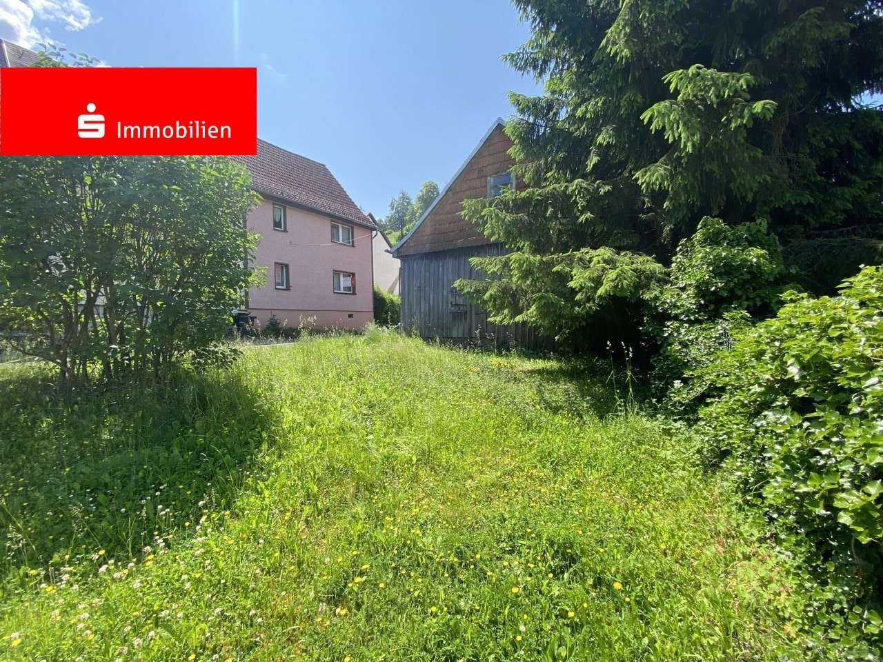 EFH mit Scheune & Wiese - Doppelhaushälfte in 99885 Luisenthal mit 132m² kaufen