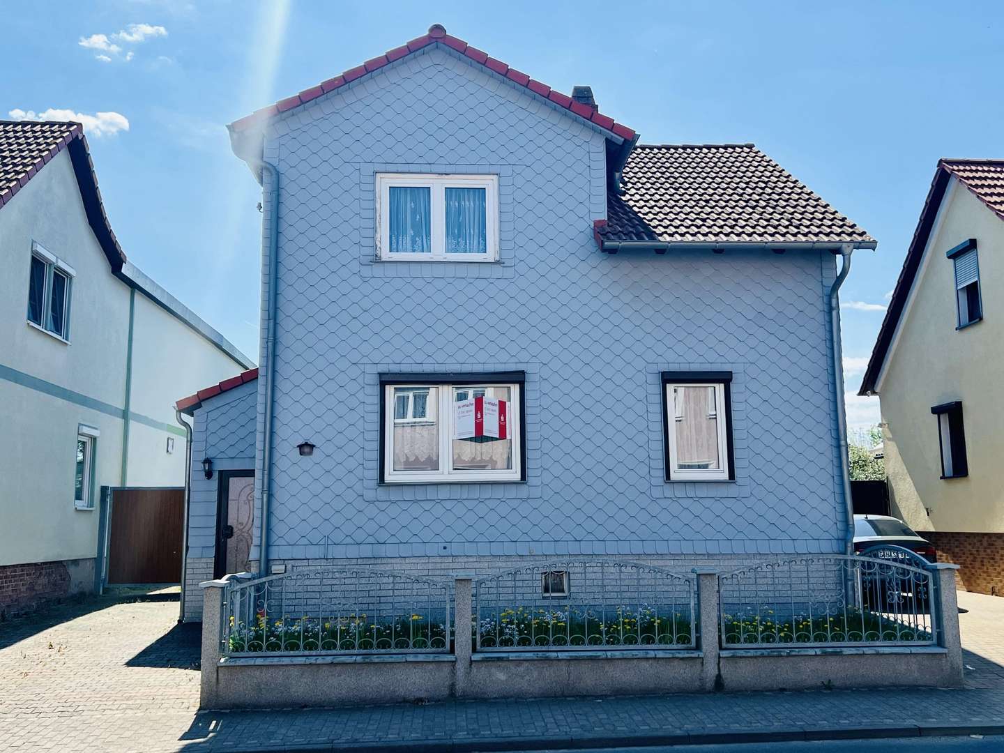 Straßenansicht
