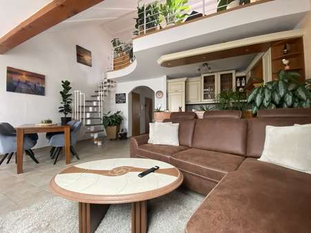 offener Wohnbereich - Maisonette-Wohnung in 99867 Gotha mit 67m² kaufen