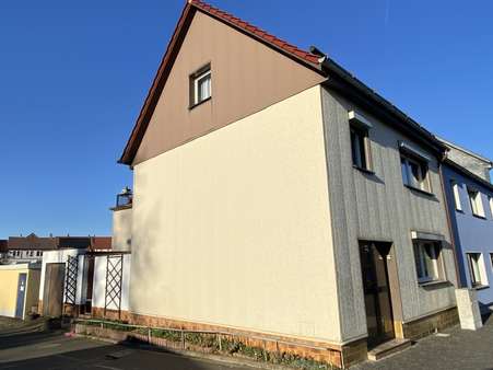 Ansicht Südseite - Reihenendhaus in 99885 Ohrdruf mit 105m² kaufen