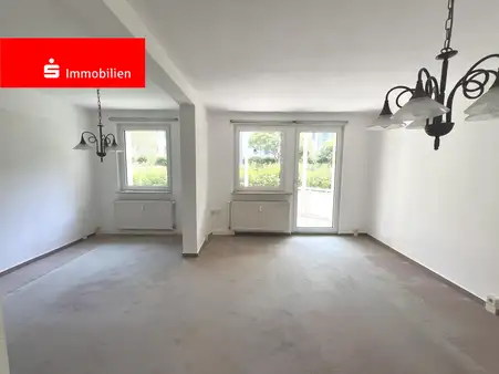 Ihr neues Zuhause in Gotha: Balkon, Platz & Komfort zum Wohlfühlen -renovieren, einziehen, genießen!