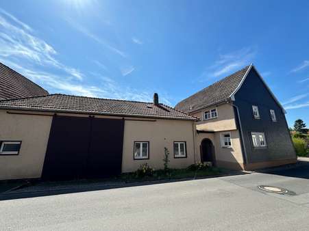 Anwesen Straßenseite - Einfamilienhaus in 99880 Waltershausen mit 108m² kaufen
