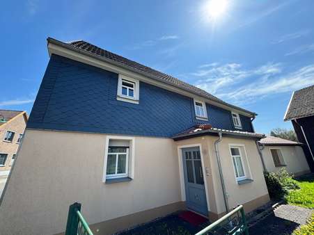 Eingang Haus - Einfamilienhaus in 99880 Waltershausen mit 108m² kaufen