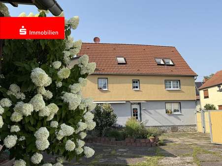 Außenansicht Außenansicht - Einfamilienhaus in 99880 Fröttstädt mit 237m² kaufen