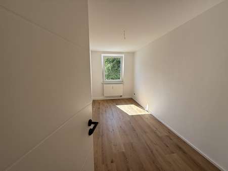 Kinderzimmer oder Arbeitszimmer Kinderzimmer oder Arbeitszimmer - Etagenwohnung in 99867 Gotha mit 59m² mieten